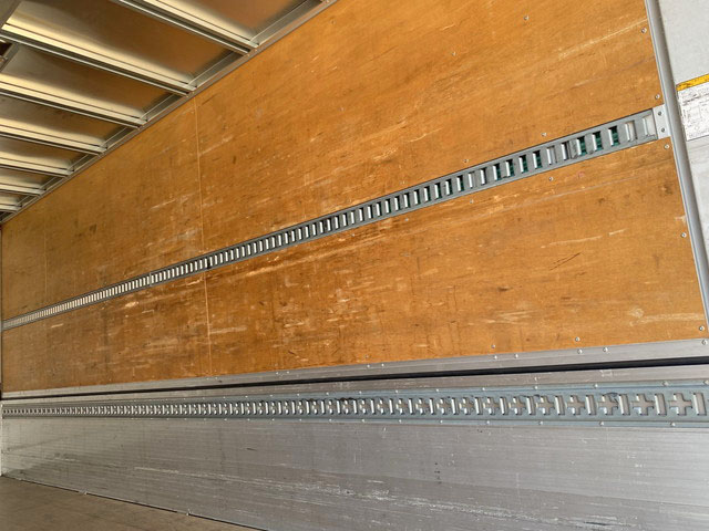 日野レンジャーアルミウイング中型（4t）[写真19]