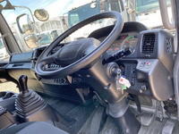 日野レンジャーアルミウイング中型（4t）[写真33]