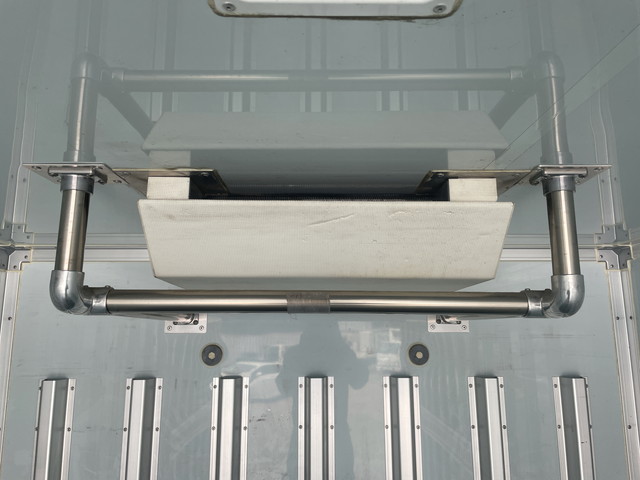 いすゞエルフ冷凍車（冷蔵車）小型（2t・3t）[写真11]