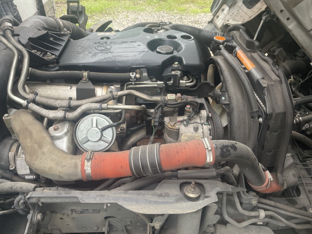 いすゞエルフ冷凍車（冷蔵車）小型（2t・3t）[写真28]