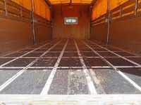 三菱ふそうファイターカーテン車中型（4t）[写真17]