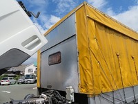 三菱ふそうファイターカーテン車中型（4t）[写真25]