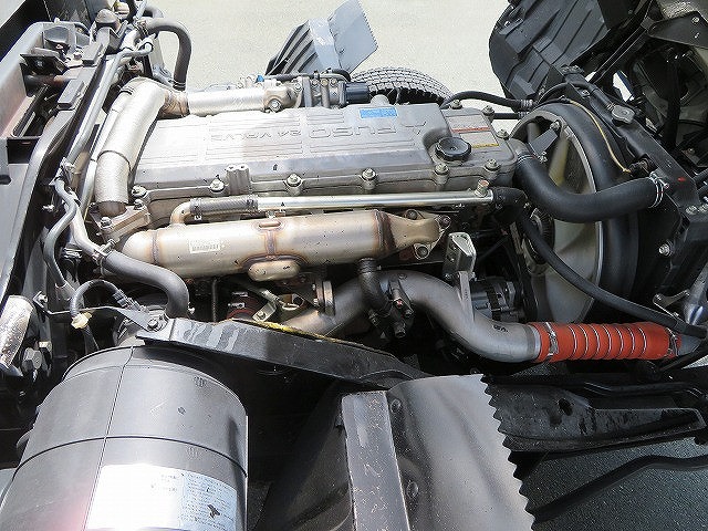 三菱ふそうファイターカーテン車中型（4t）[写真28]