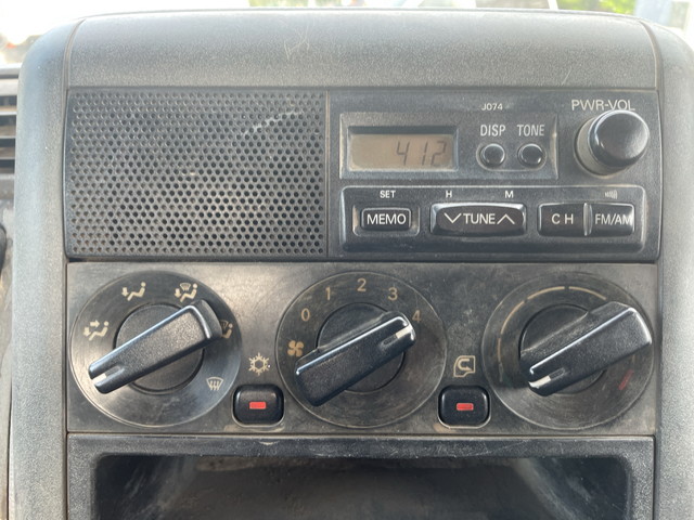 三菱ふそうキャンター三転ダンプ小型（2t・3t）[写真37]