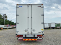 UDトラックスクオンアルミウイング大型（10t）[写真10]