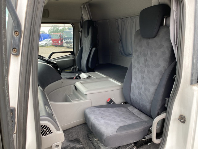 UDトラックスクオンアルミウイング大型（10t）[写真32]