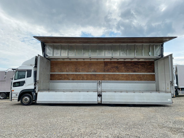 UDトラックスクオンアルミウイング大型（10t）[写真06]