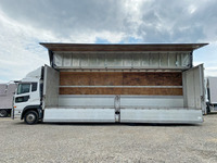 UDトラックスクオンアルミウイング大型（10t）[写真06]