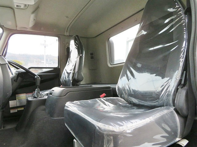 三菱ふそうファイタークレーン4段中型（4t）[写真09]