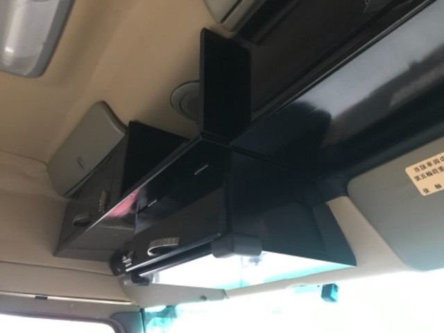 日野プロフィアトレーラーヘッド（トラクターヘッド）大型（10t）[写真21]