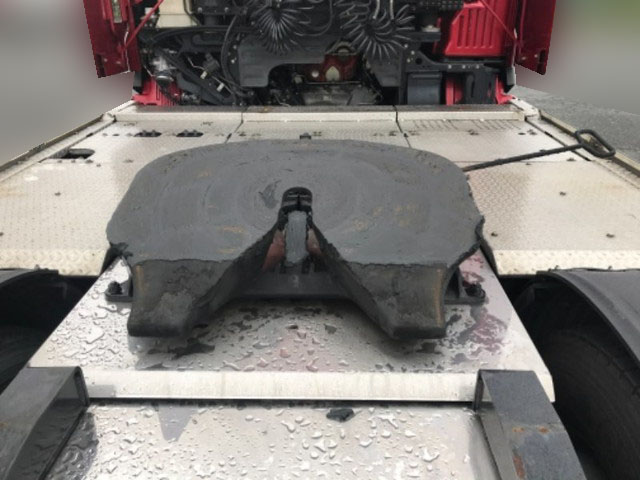 日野プロフィアトレーラーヘッド（トラクターヘッド）大型（10t）[写真07]