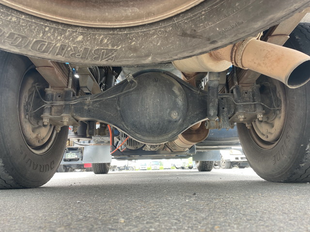 いすゞエルフバキュームカー小型（2t・3t）[写真23]