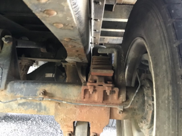 いすゞギガセルフローダー大型（10t）[写真11]