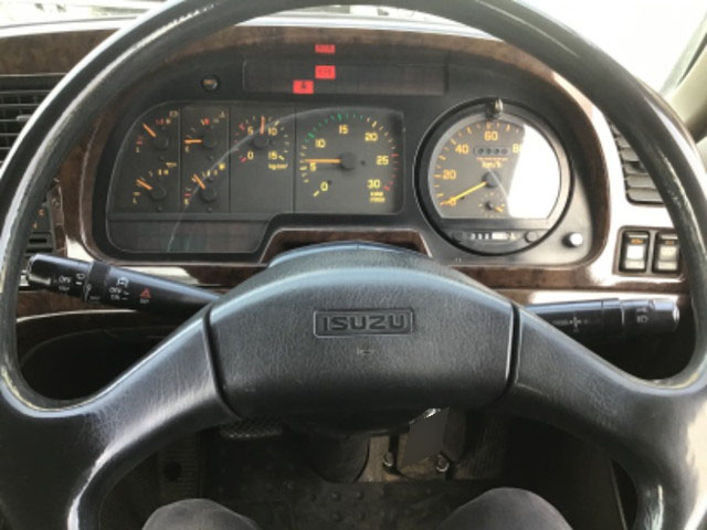 いすゞギガセルフローダー大型（10t）[写真26]