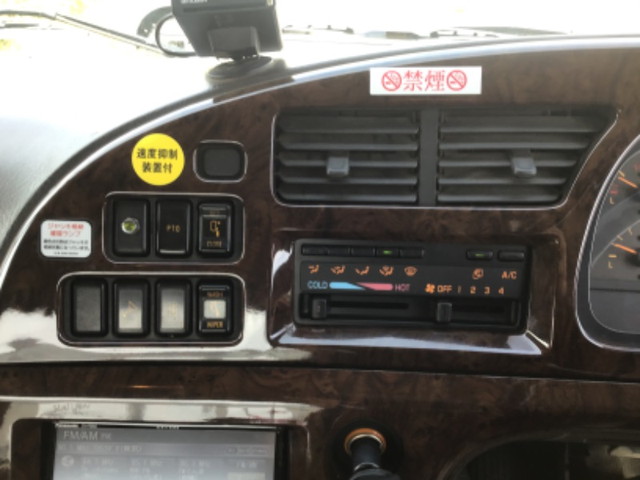 いすゞギガセルフローダー大型（10t）[写真30]