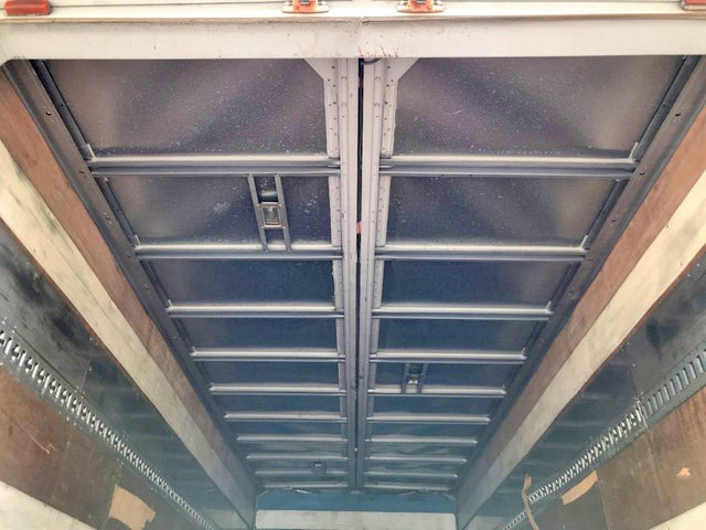 三菱ふそうファイターアルミウイング中型（4t）[写真13]