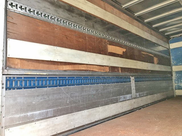 三菱ふそうファイターアルミウイング中型（4t）[写真14]