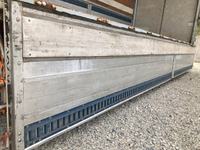 三菱ふそうファイターアルミウイング中型（4t）[写真18]