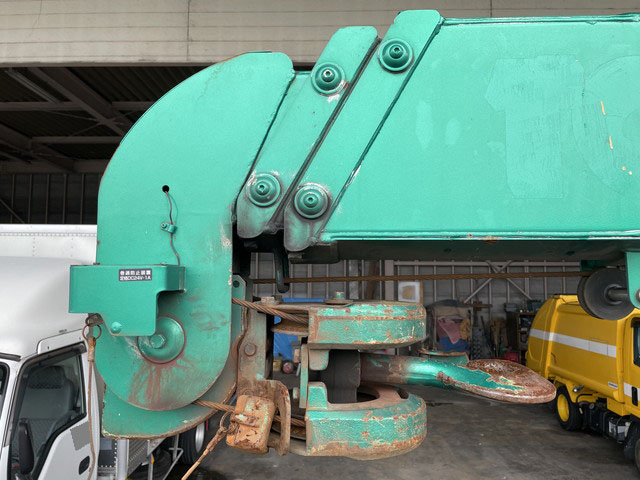 三菱ふそうファイターユニック3段増トン（6t・8t）[写真20]