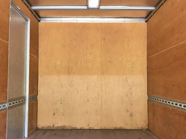 三菱ふそうキャンターアルミバン小型（2t・3t）[写真13]