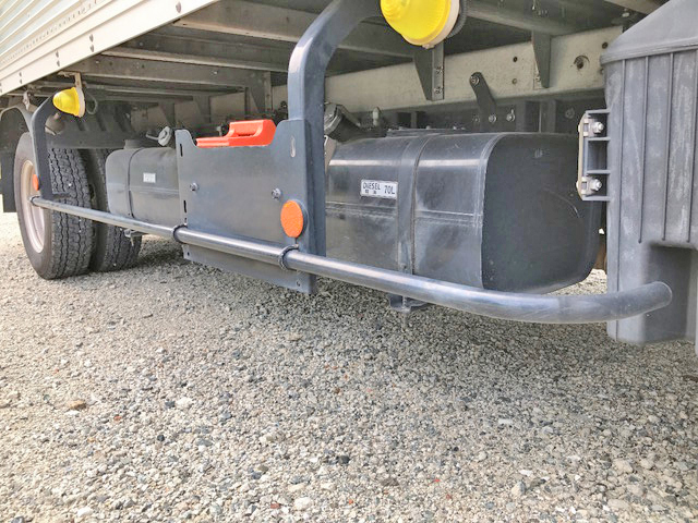 三菱ふそうキャンターアルミバン小型（2t・3t）[写真20]