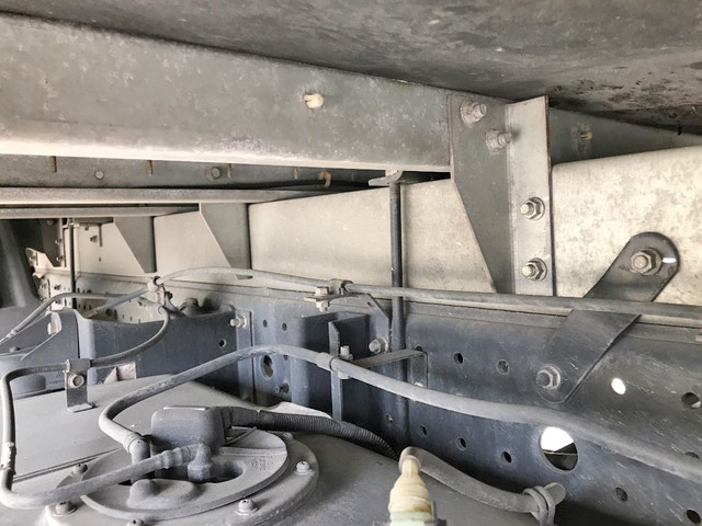 三菱ふそうキャンターアルミバン小型（2t・3t）[写真24]