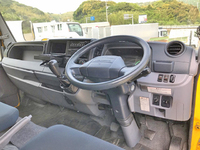 三菱ふそうキャンターアルミバン小型（2t・3t）[写真35]