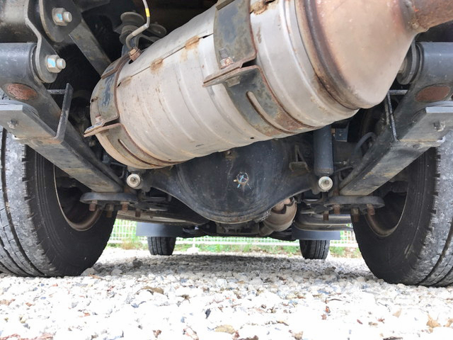 三菱ふそうキャンター平ボディ小型（2t・3t）[写真21]