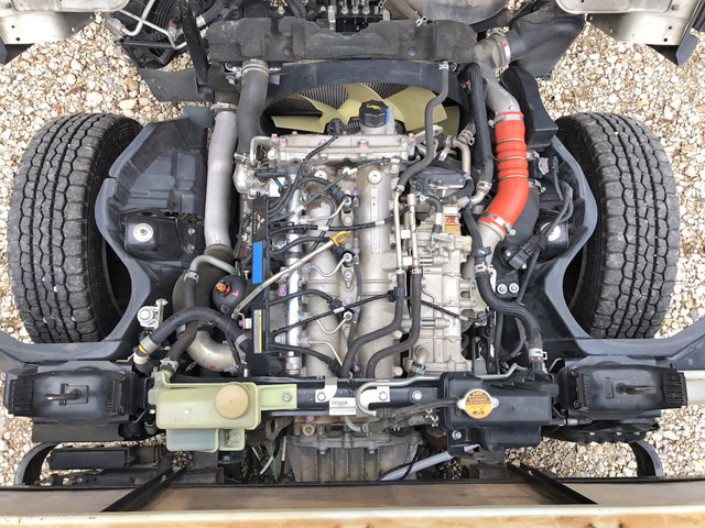 三菱ふそうキャンター平ボディ小型（2t・3t）[写真26]