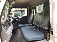 三菱ふそうキャンター平ボディ小型（2t・3t）[写真31]