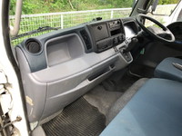 三菱ふそうキャンター平ボディ小型（2t・3t）[写真31]