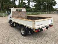 三菱ふそうキャンター平ボディ小型（2t・3t）[写真04]