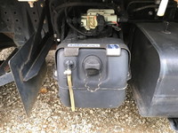 三菱ふそうキャンター平ボディ小型（2t・3t）[写真15]