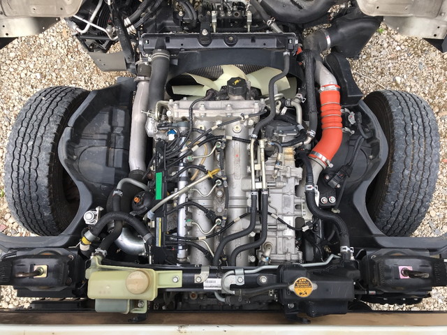 三菱ふそうキャンター平ボディ小型（2t・3t）[写真22]