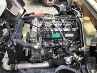 三菱ふそうキャンター平ボディ小型（2t・3t）[写真24]