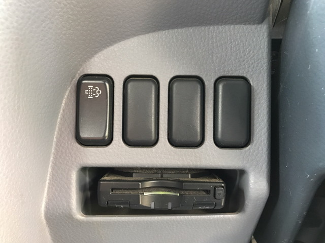 三菱ふそうキャンター平ボディ小型（2t・3t）[写真36]