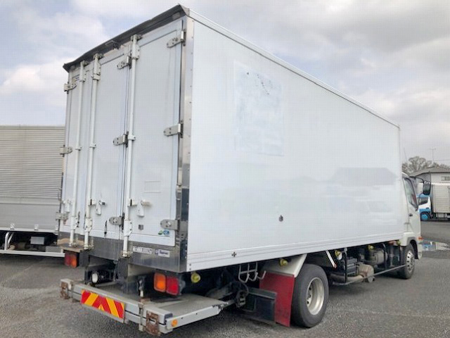 三菱ふそうファイター冷凍車（冷蔵車）中型（4t）[写真04]