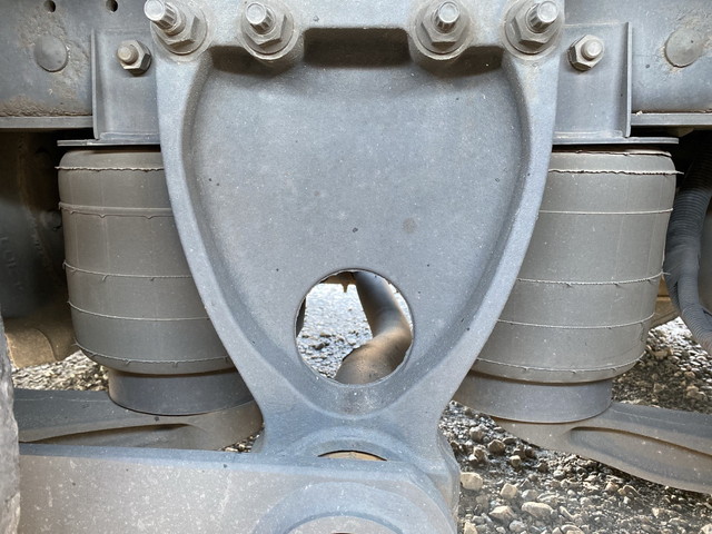 日野プロフィアアルミウイング大型（10t）[写真23]