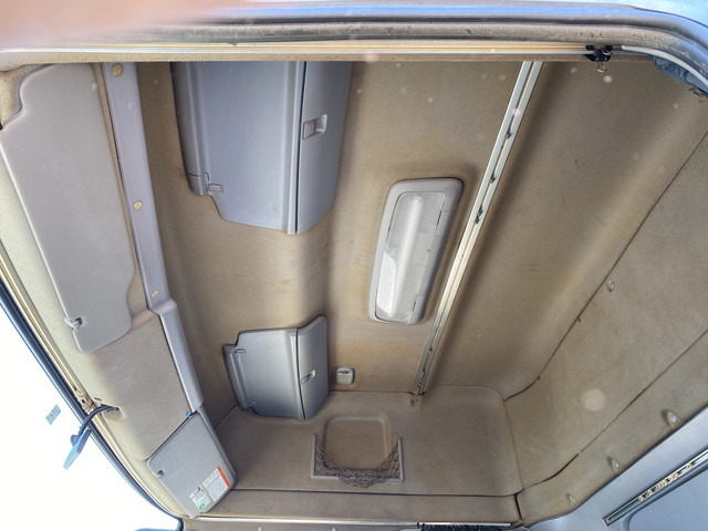 日野プロフィアアルミウイング大型（10t）[写真31]