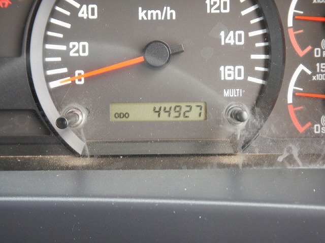 いすゞフォワードダンプ中型（4t）[写真15]