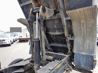 いすゞフォワードダンプ中型（4t）[写真21]