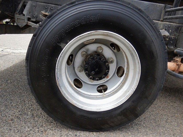 いすゞフォワードダンプ中型（4t）[写真25]