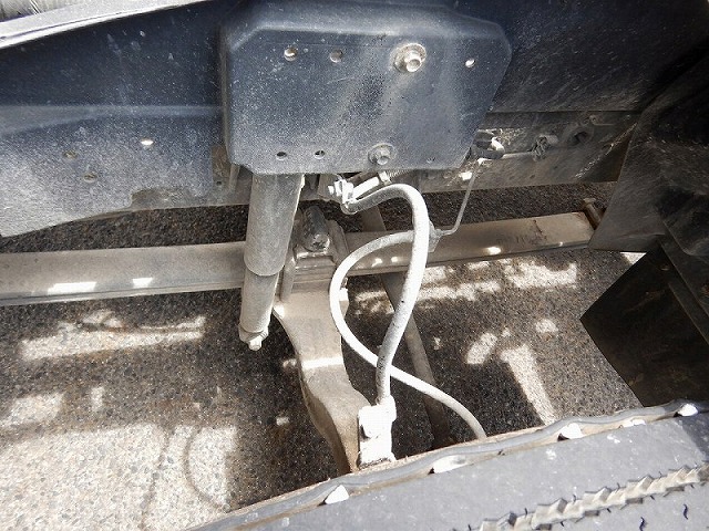 いすゞフォワードダンプ中型（4t）[写真30]