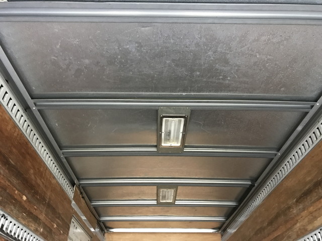 三菱ふそうキャンターアルミバン小型（2t・3t）[写真12]