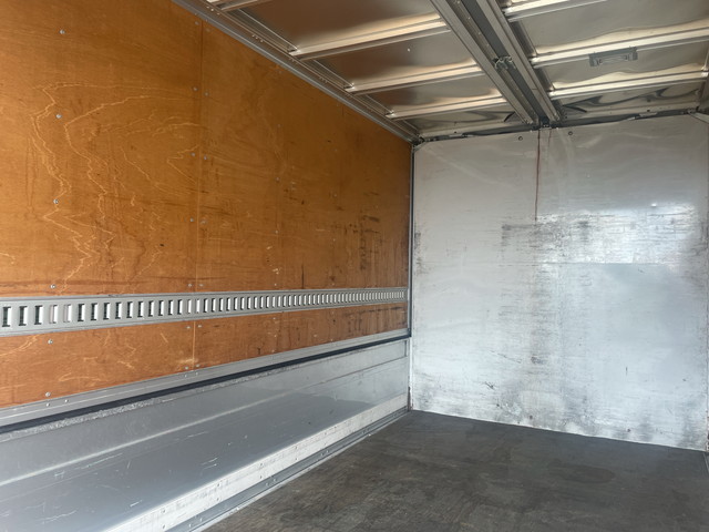 いすゞエルフアルミウイング小型（2t・3t）[写真11]