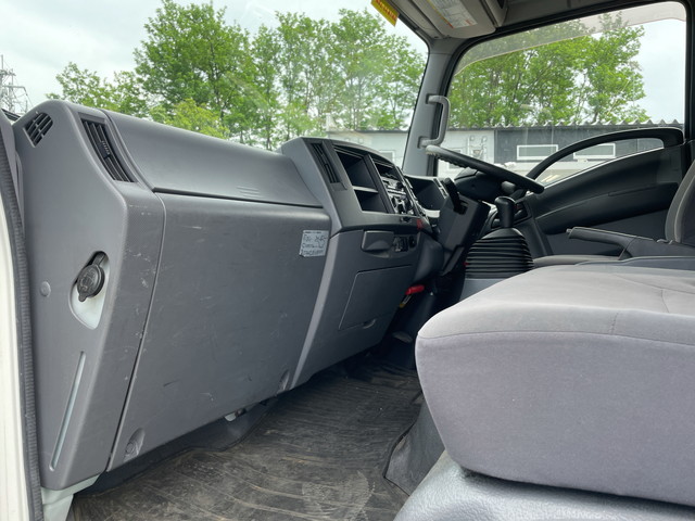 いすゞエルフアルミウイング小型（2t・3t）[写真32]