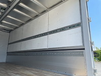 日野レンジャーアルミウイング中型（4t）[写真11]