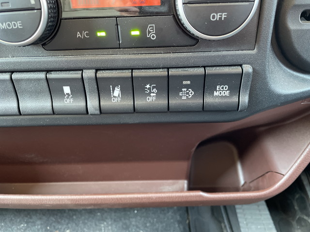 日野レンジャーアルミウイング中型（4t）[写真34]