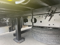 いすゞフォワードセルフクレーン4段増トン（6t・8t）[写真17]