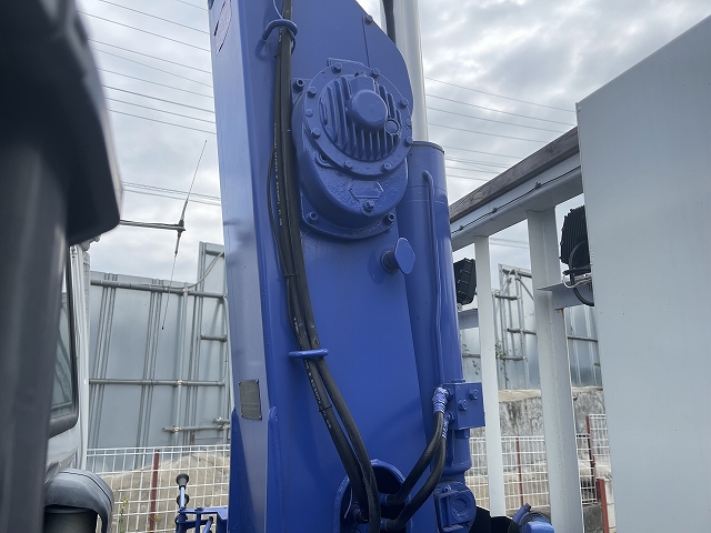 いすゞフォワードセルフクレーン4段増トン（6t・8t）[写真20]